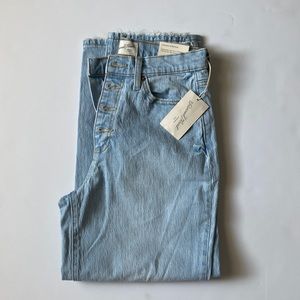 NWT Universal Thread Vintage Straight Jeans